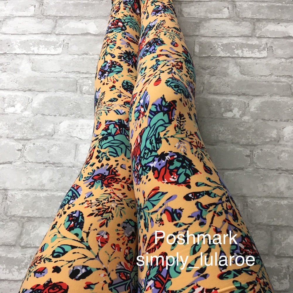2/$20 TC Orange Floral Leggings